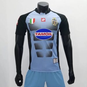 Juventus 2002/03 Goalkeepers Retro Jersey