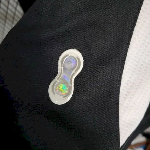 Real Madrid 2006/07 Away Retro Jersey - Image 5