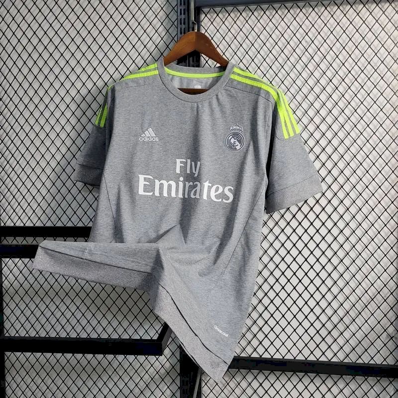 Real Madrid 2015/16 Away Retro Jersey - Image 3