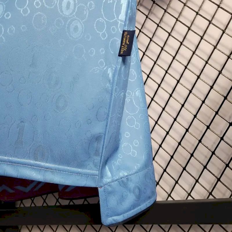 West Ham United 1995/97 Away Retro Jersey - Image 7