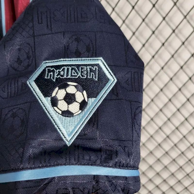 West Ham United 2011 Home Retro Jersey - Image 4