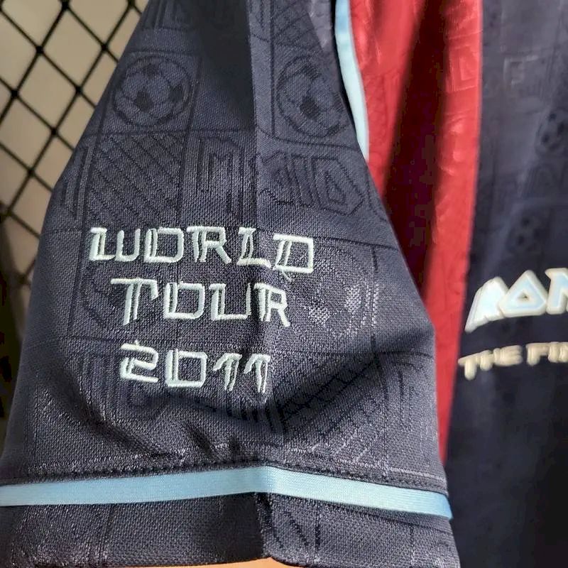 West Ham United 2011 Home Retro Jersey - Image 5