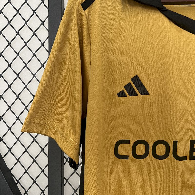 Colo Colo 2024/25 Fourth Away Jersey - Image 8