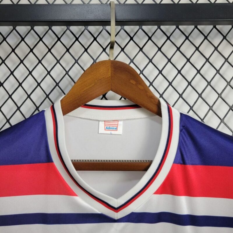 England 1982 Home Retro Jersey - Image 4