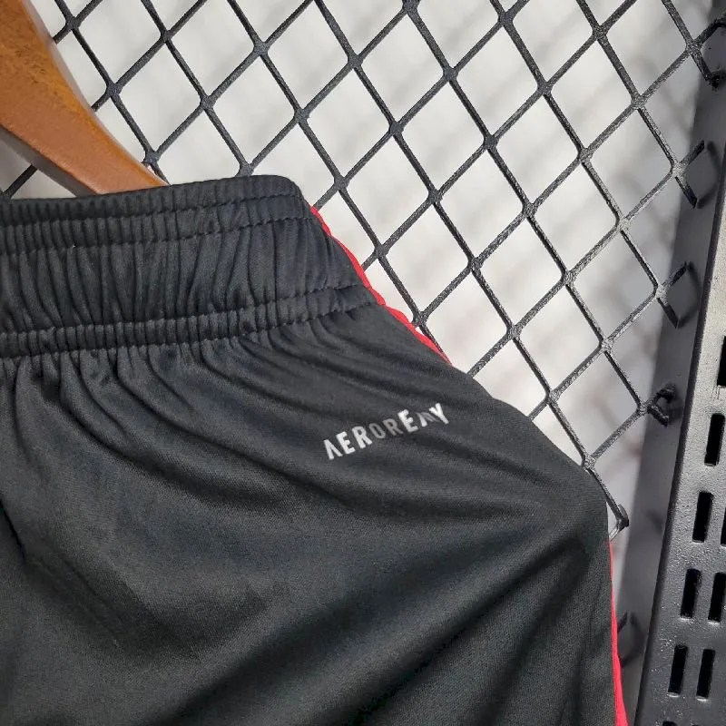 Flamengo 2024/25 Away Shorts - Image 4