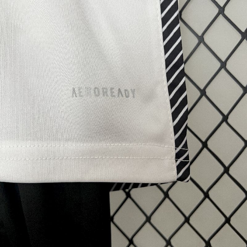 Colo Colo 2024/25 Home Kids Kit - Image 7