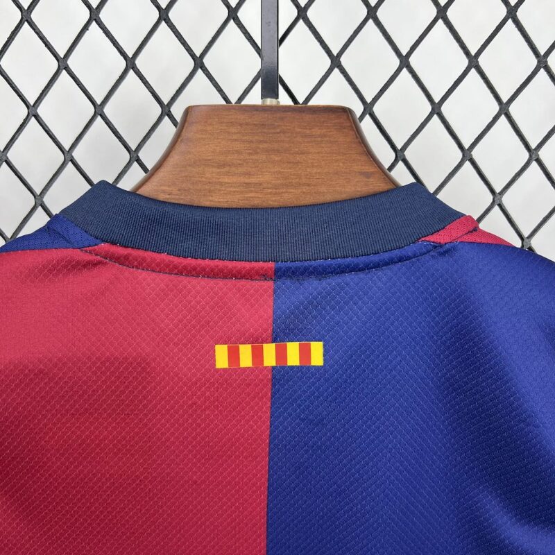 Barcelona 2024/25 Travis Scott Edition Kids Kit - Image 4