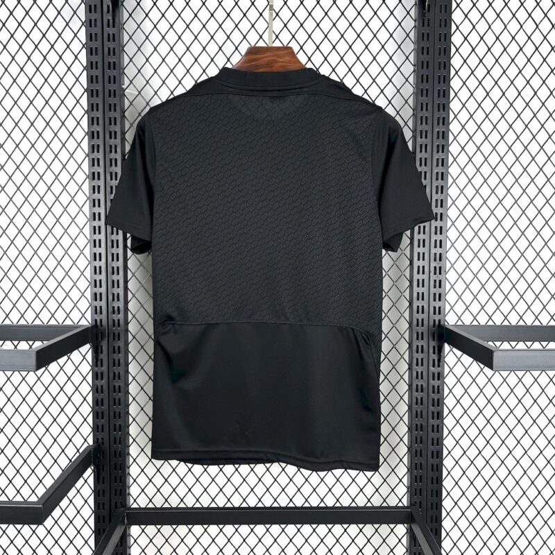 Liverpool 2025/26 Black Special Edition Jersey - Image 2