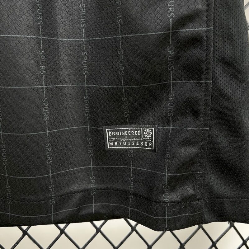 Tottenham Hotspur 2025/26 Away Jersey - Image 4