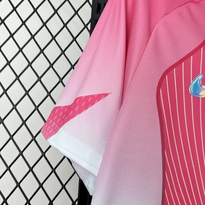 Barcelona 2025/26 pink special edition Jersey - Image 6
