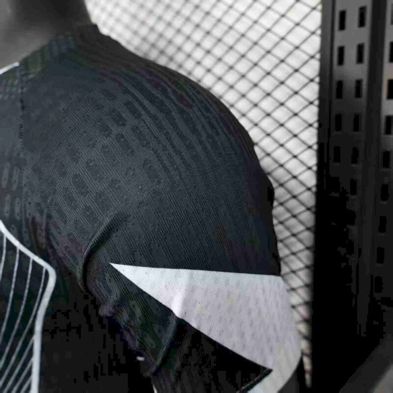 Barcelona 2025/26 Black Special Edition Jersey Player Version - Image 7