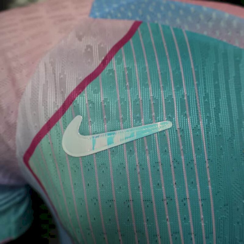 Barcelona 2025/26 Bule Special Edition Jersey Player Version - Image 5