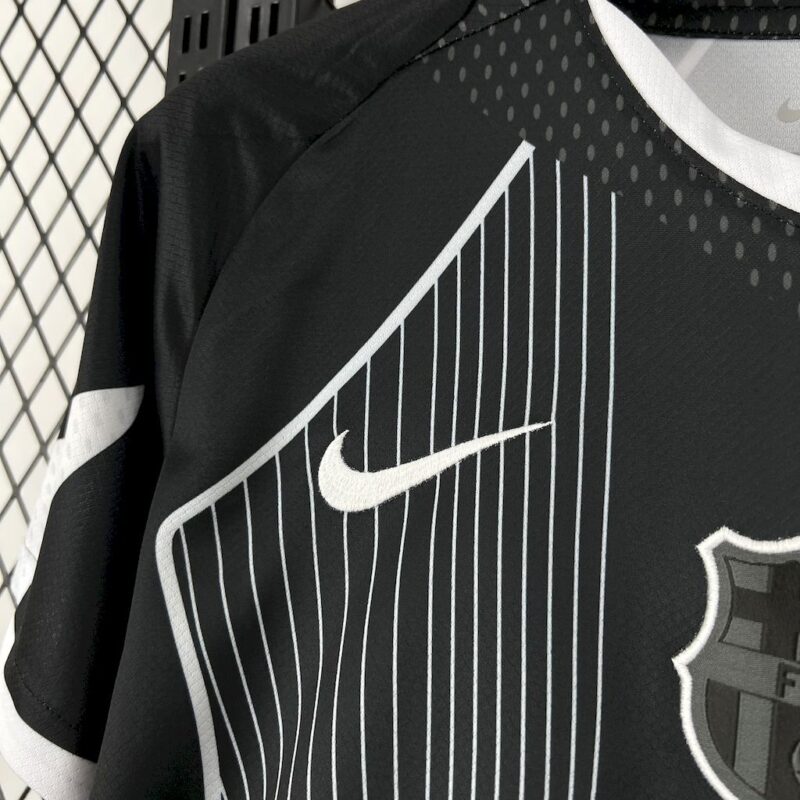 Barcelona 2025/26 black special edition Jersey - Image 6