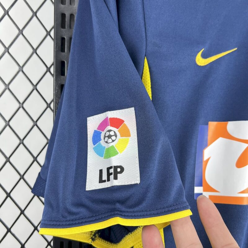 Atletico Madrid 2002/03 Away Retro Jersey - Image 6