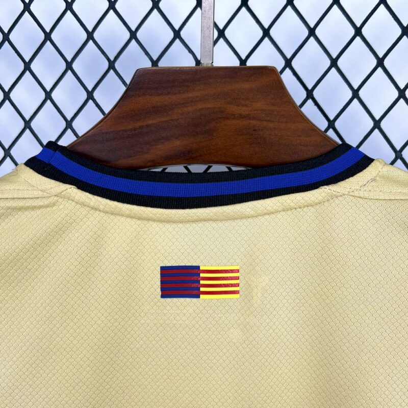 Barcelona 2025/26 Away Jersey - Image 4