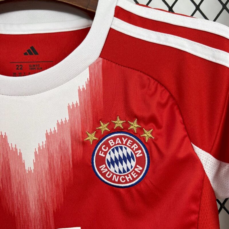 Bayern Munich 2025/26 Home Kids Kit - Image 9