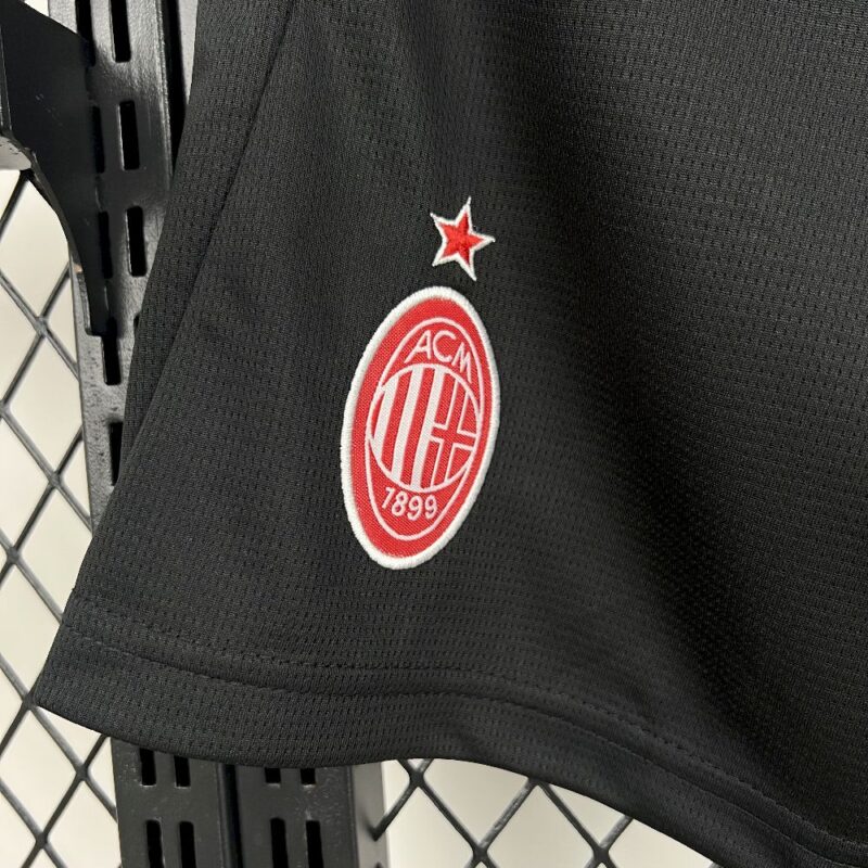AC Milan 2025/26 Home Shorts - Image 5