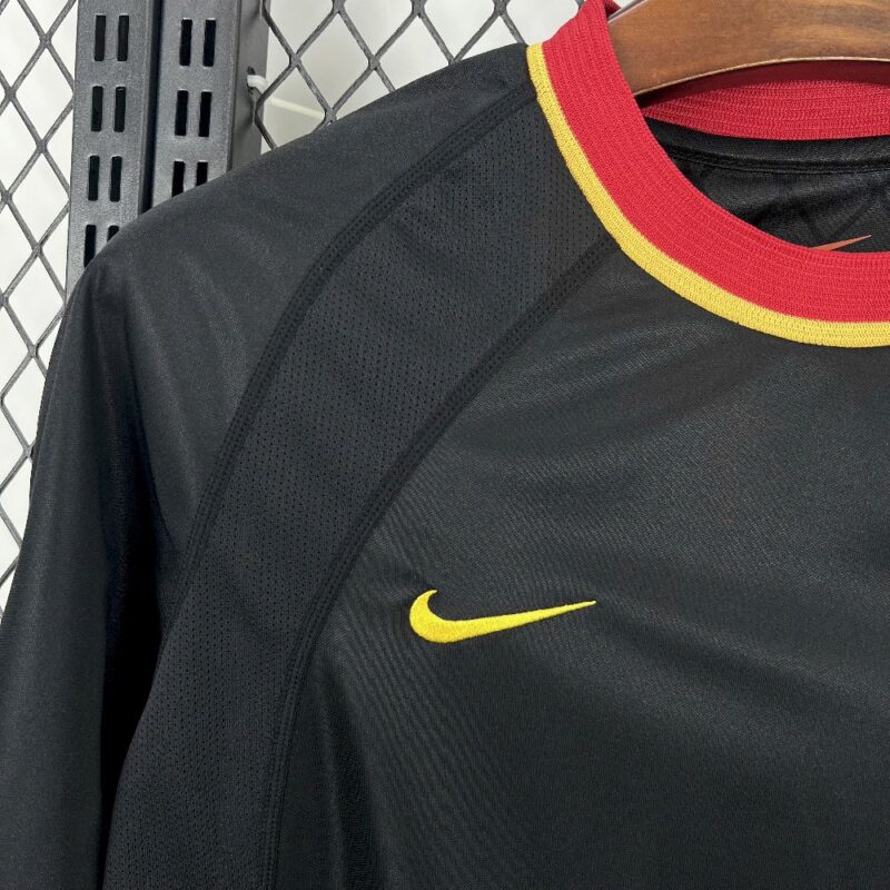 Belgium 2000 Away Retro Jersey - Image 5