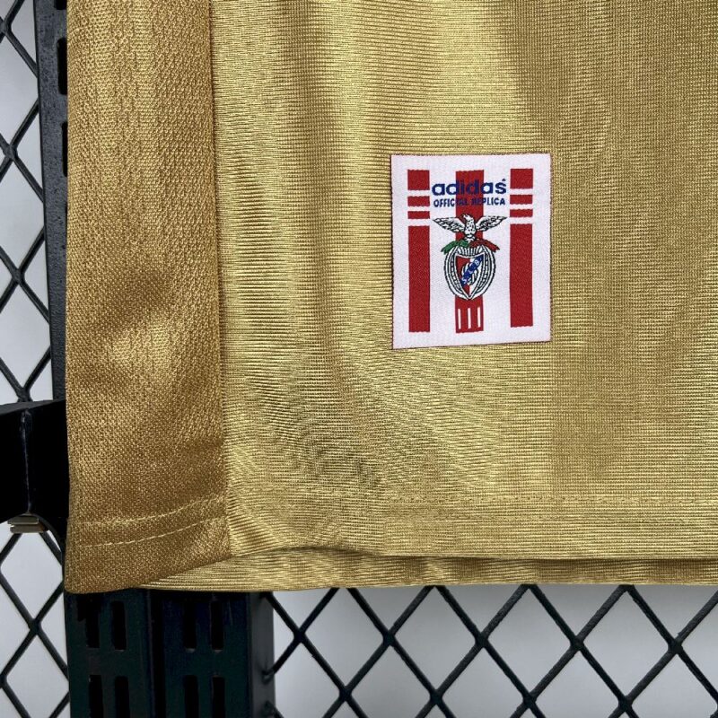 Benfica 1998/99 Away Retro Jersey - Image 4