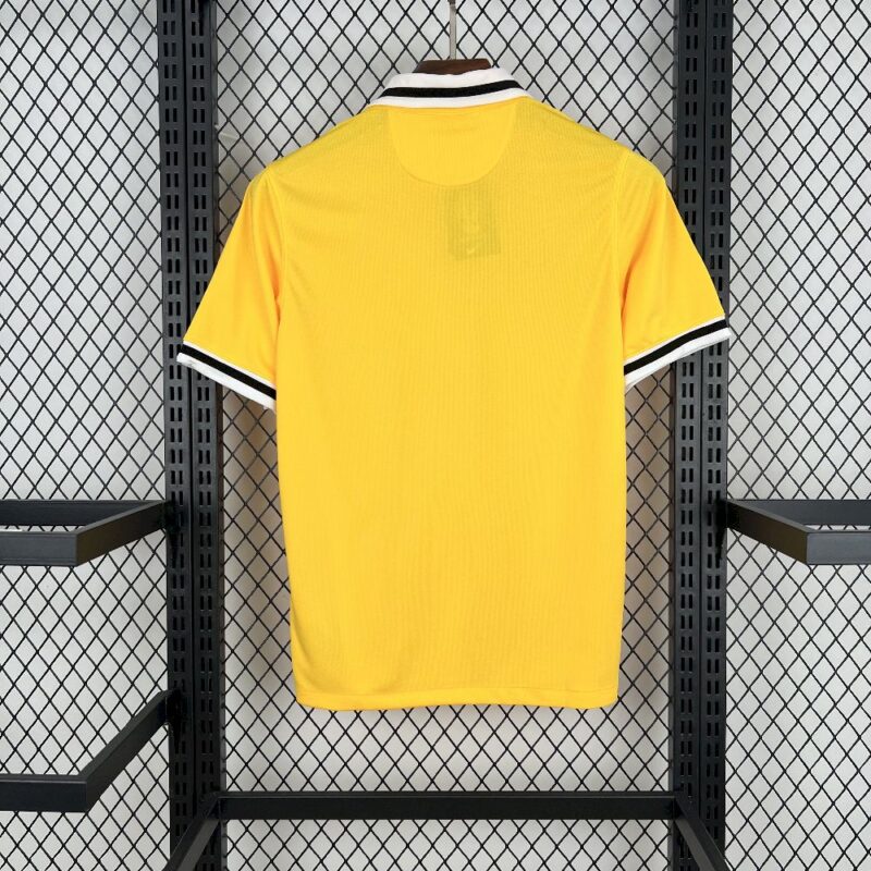 Juventus 2013/14 Third Retro Jersey - Image 2