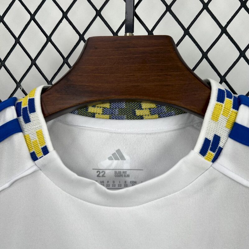 Leeds United F.C. 2025/26 Home Jersey Kids Kit - Image 10