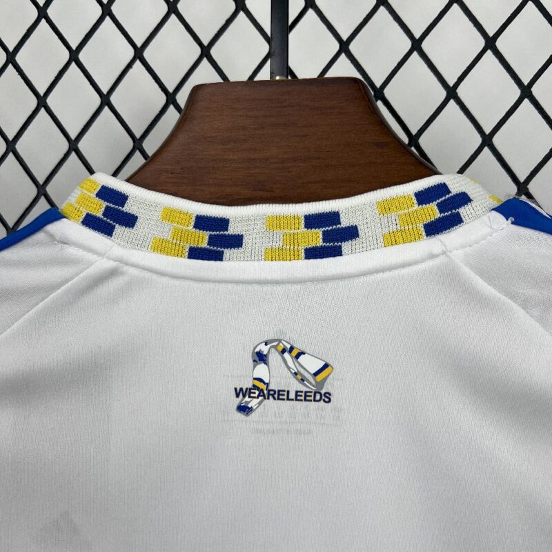 Leeds United F.C. 2025/26 Home Jersey Kids Kit - Image 3