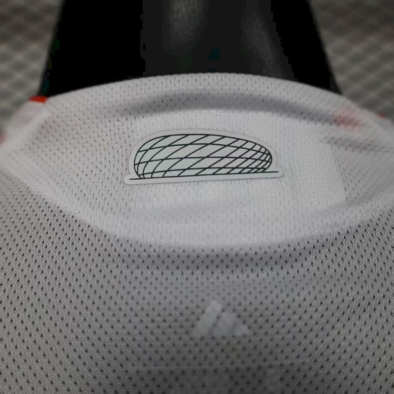 Bayern Munich 2025/26 Away Long Sleeves Jersey Player Version - Image 7