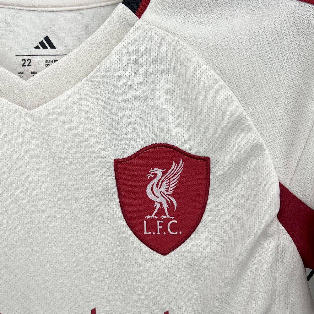 Liverpool 2025/26 Away Kit - Image 9