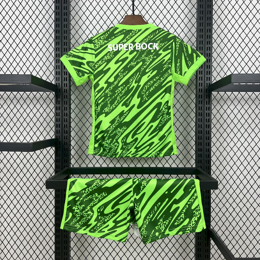 Sporting CP 2025/26 Goalkeeper Kit - Image 2