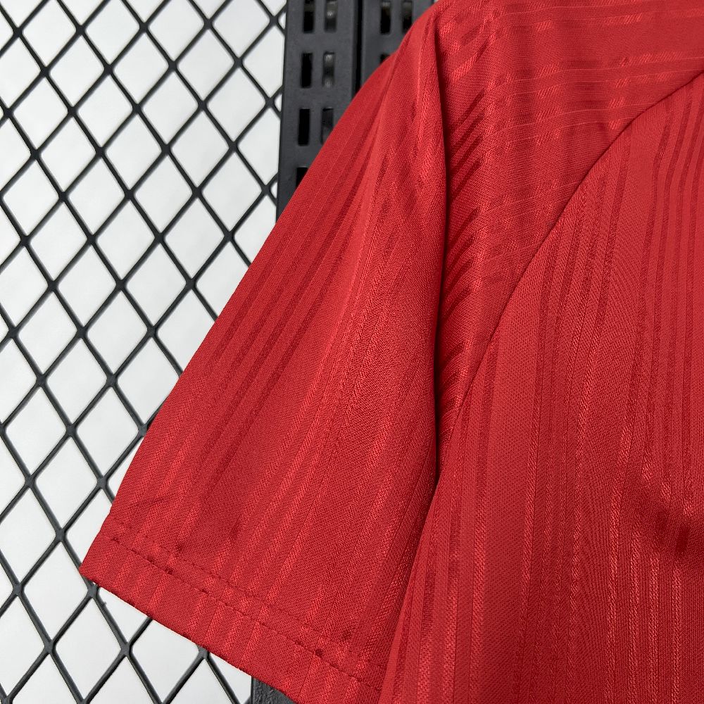 Retro Internacional 1997 Home Jersey - Image 6