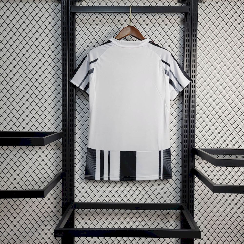 Womens Juventus 2025/26 Home Jersey - Image 2