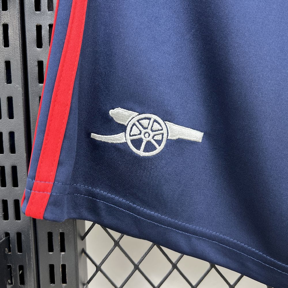 Arsenal 2025/26 Away Shorts - Image 6