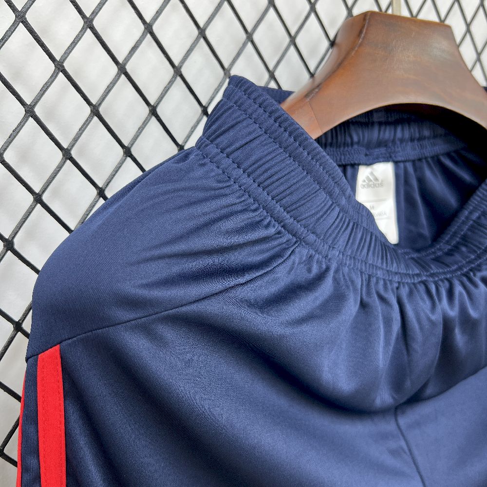 Arsenal 2025/26 Away Shorts - Image 4