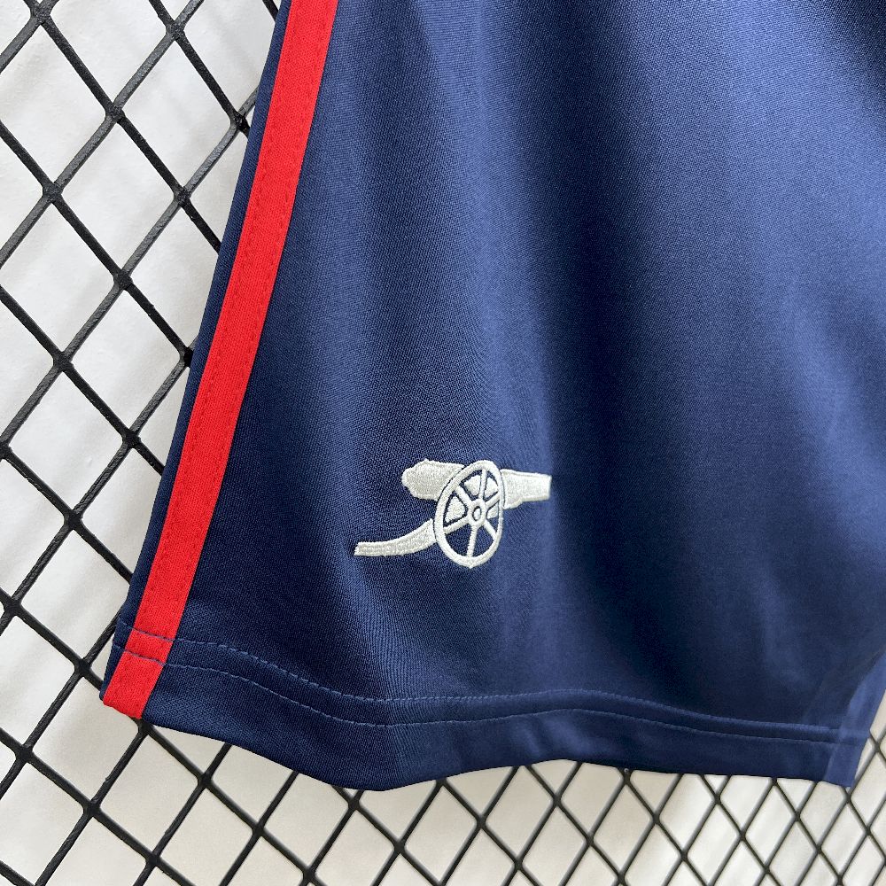 Arsenal 2025/26 Away Shorts - Image 2