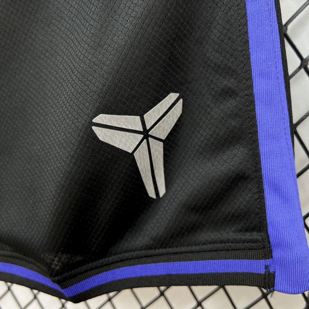 Barcelona x Kobe Bryant 2025/26 Pre-Match Shorts - Image 5