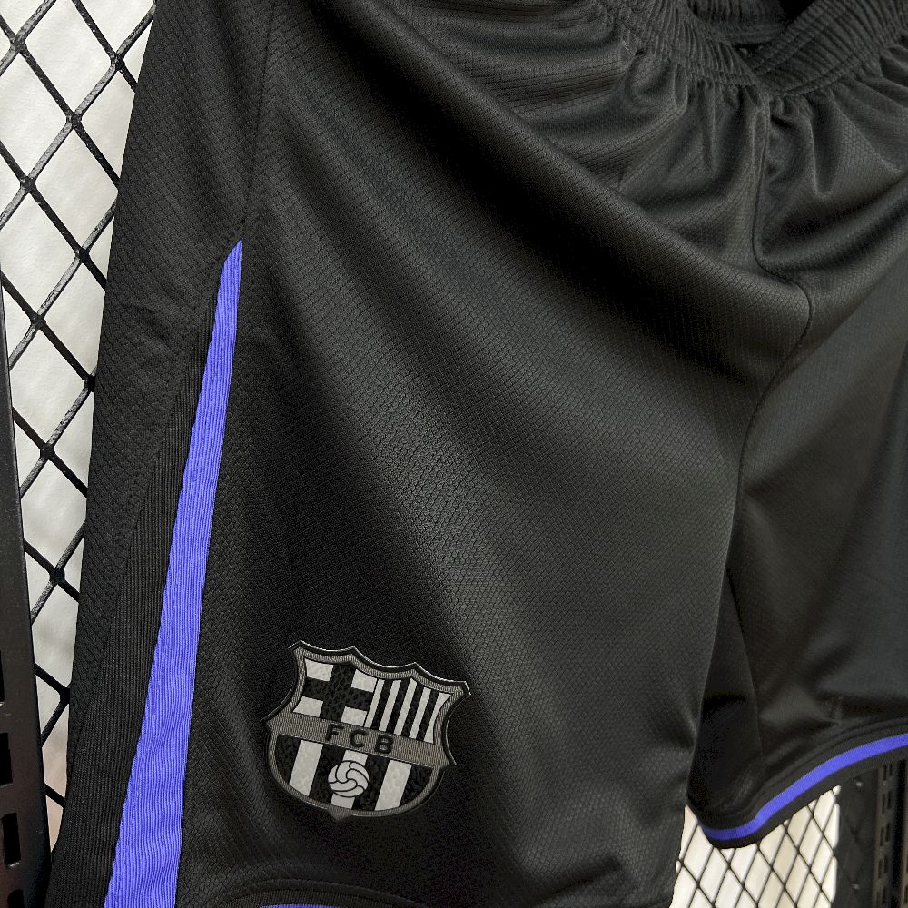 Barcelona x Kobe Bryant 2025/26 Pre-Match Shorts - Image 3