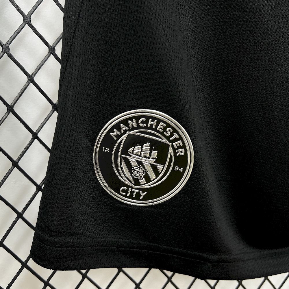 Manchester City 2025/26 Away Shorts - Image 5