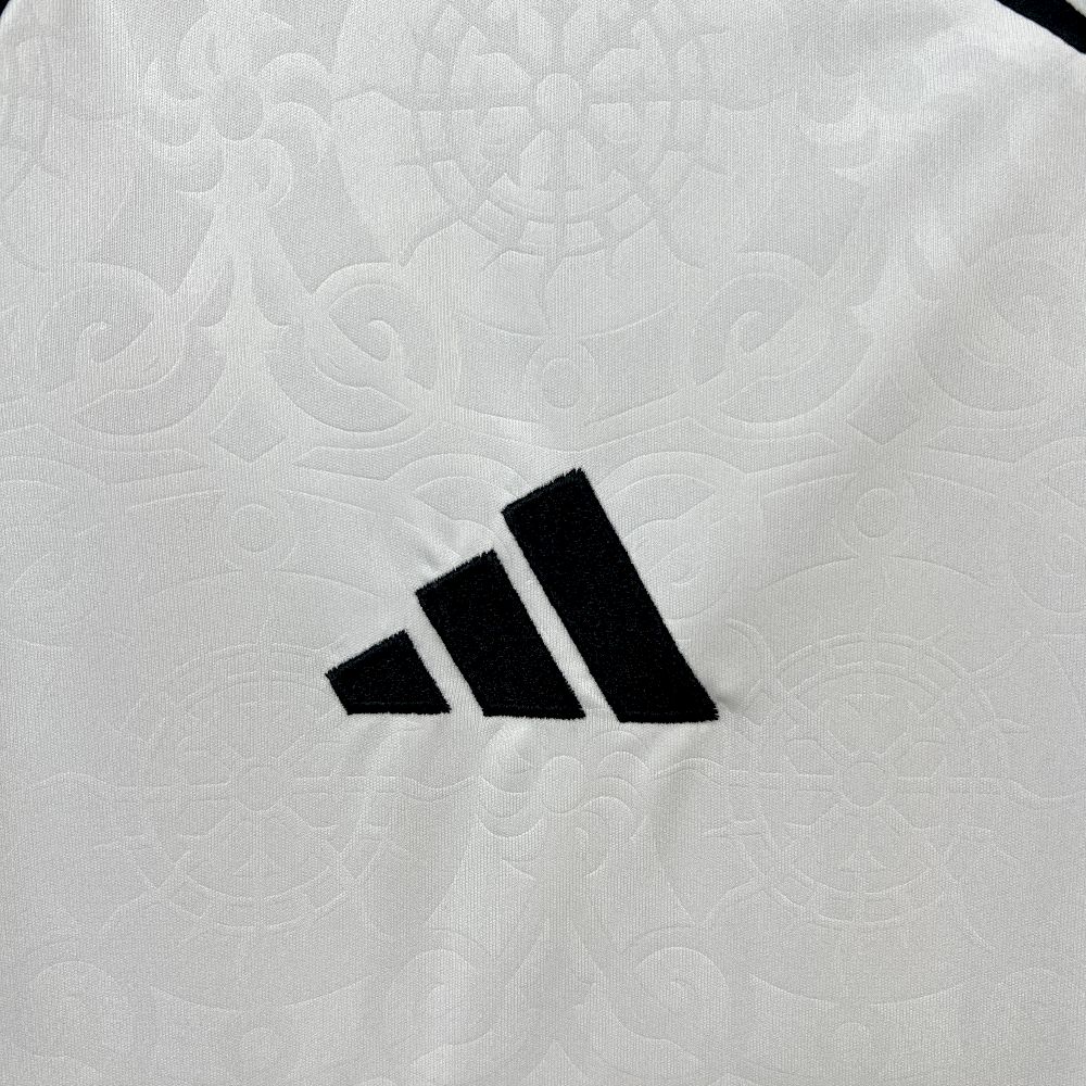 Fulham 2025/26 Home Jersey - Image 6