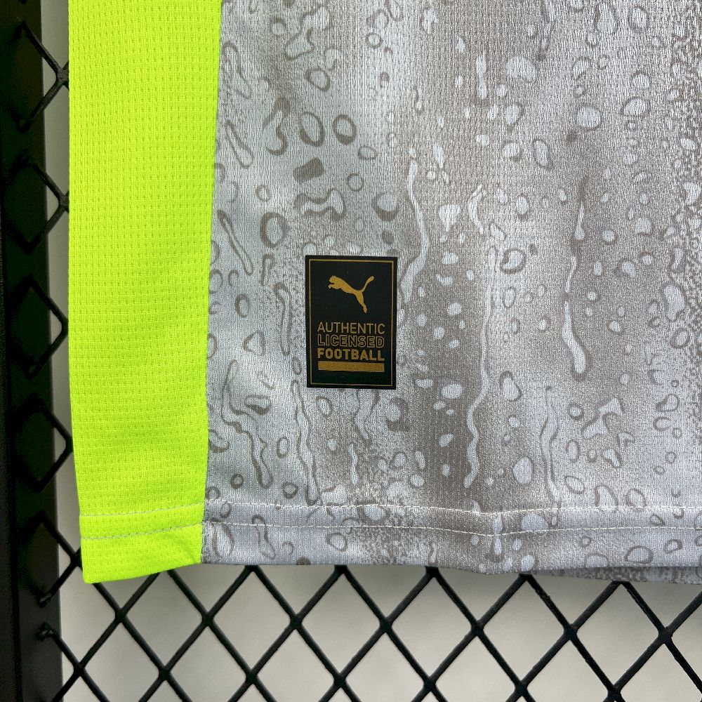 Manchester City 2025/26 Third Jersey - Image 6