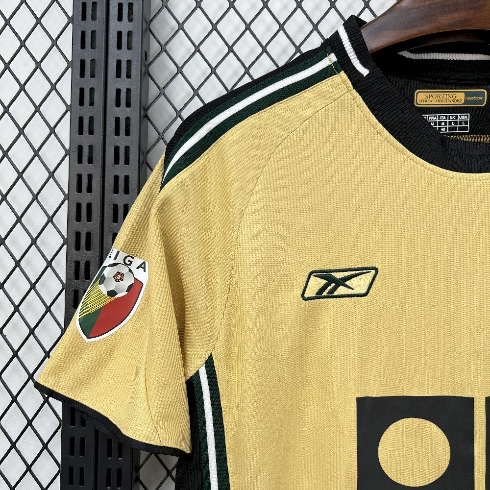 Retro Sporting CP 2000/04 Away Jersey - Image 9