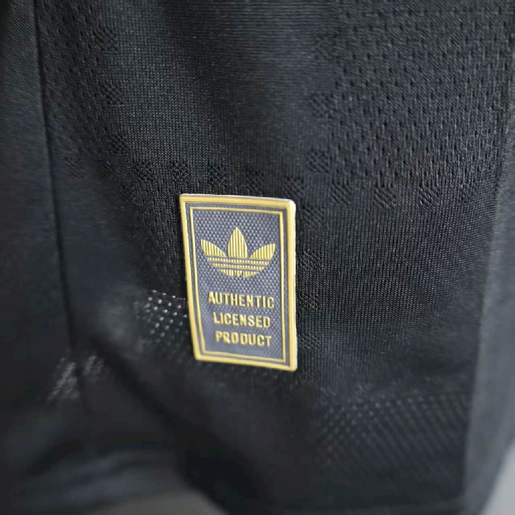 Bayern Munich 2025/26 Third Jersey Player Version - Image 6