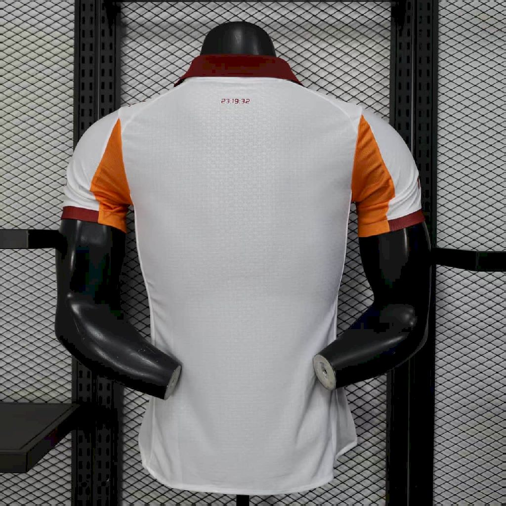 Galatasarays 2025/26 Away Jersey Player Version - Image 2