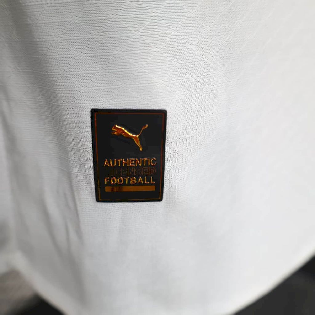 Galatasarays 2025/26 Away Jersey Player Version - Image 8