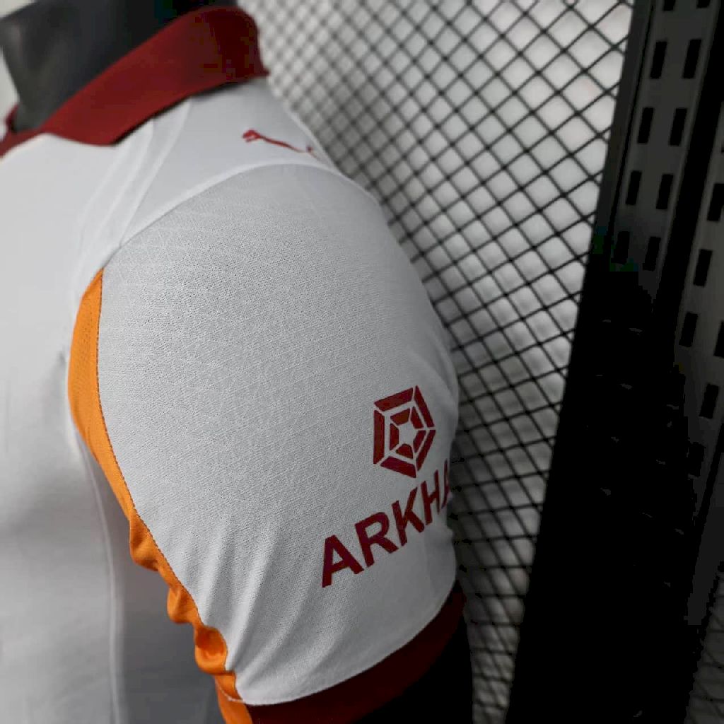 Galatasarays 2025/26 Away Jersey Player Version - Image 3