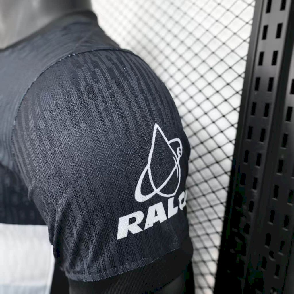 Pumas UNAM 2025/26 Goalkeeper Jersey Player Version - Image 8