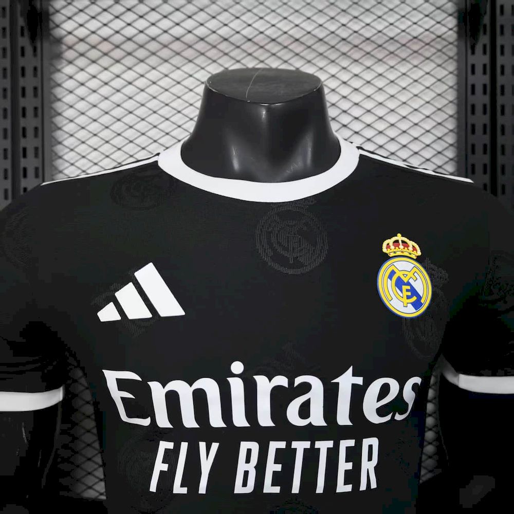 Mens Real Madrid 2025/26 Special Jersey Player Version - Image 3