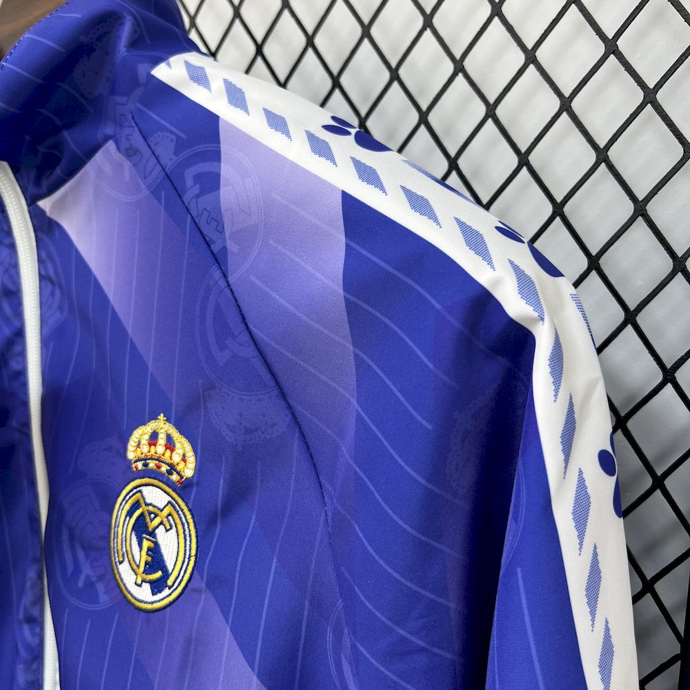 Real Madrid 2025 Reversible Jacket - Image 17